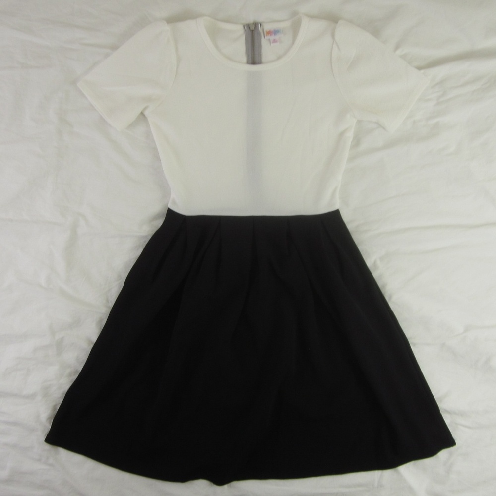 LuLaRoe Amelia Medium Black and White Dress